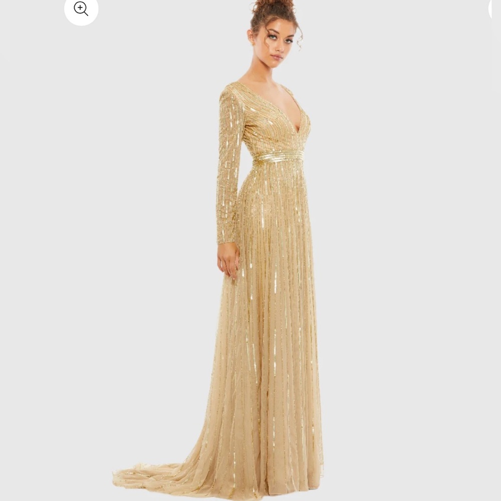 Sz 4 Mac Duggal Gold Beaded & Sequin Long Sleeve Gown 4977 NWT (Minor Defects)